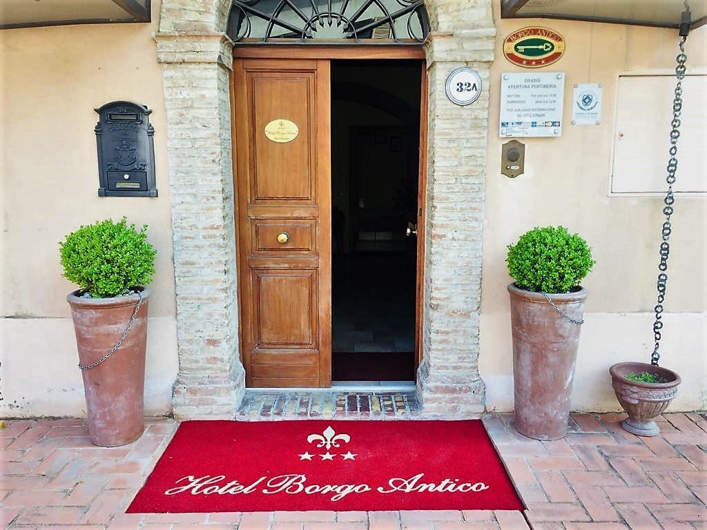 Borgo Antico Hotel 3*